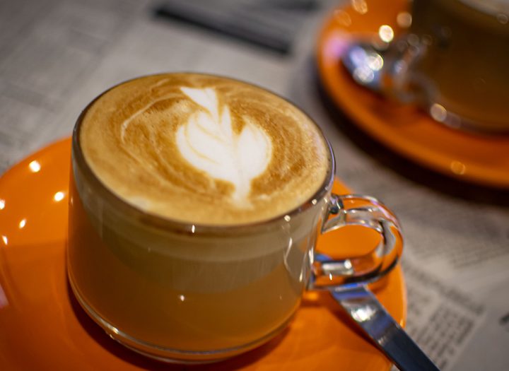 Café con arte latte